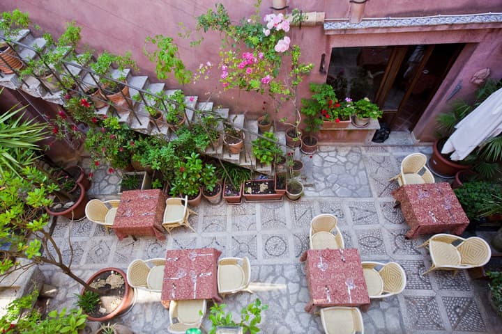 Hotel Elimo