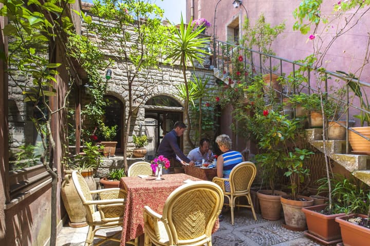 Hotel Elimo