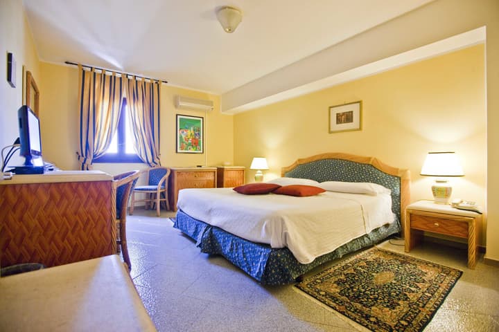 Hotel Elimo