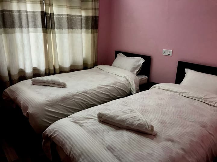 Hotel Rising Home