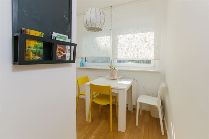 Tia Apartments and Rooms