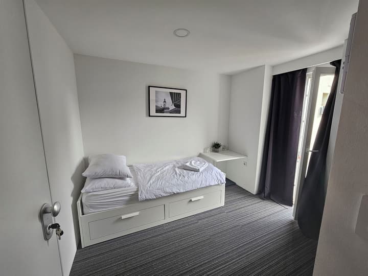 Tia Apartments and Rooms