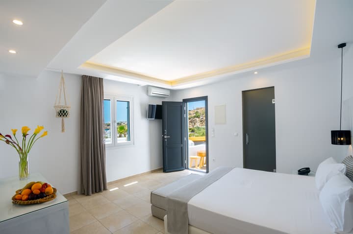 Tropicana Suites & Villas