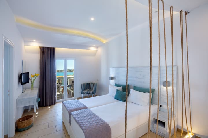 Tropicana Suites & Villas