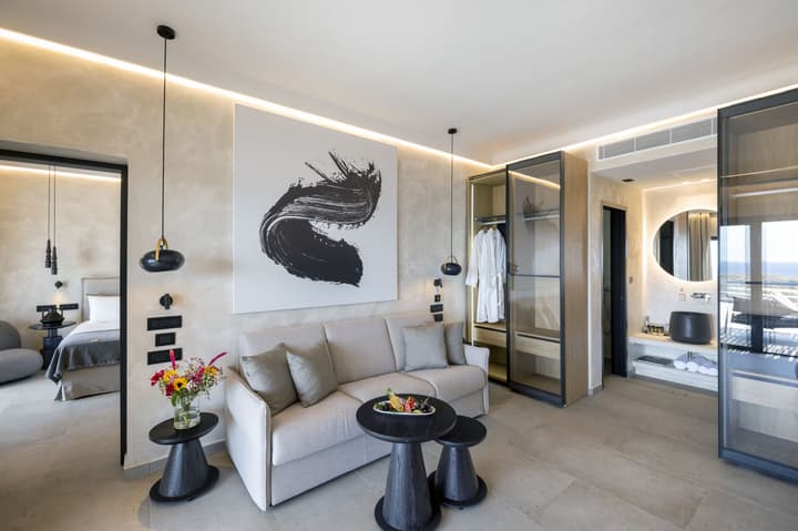 Tropicana Suites & Villas
