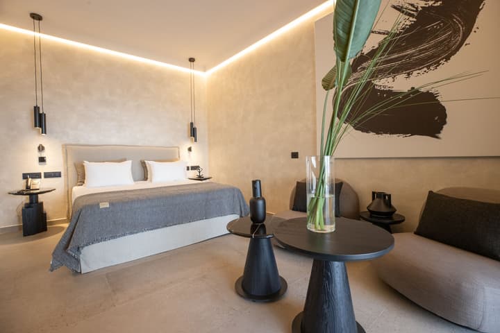 Tropicana Suites & Villas