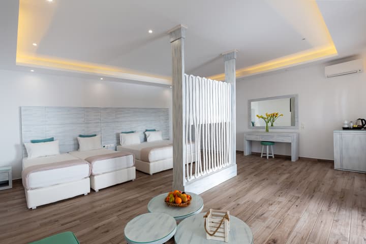 Tropicana Suites & Villas