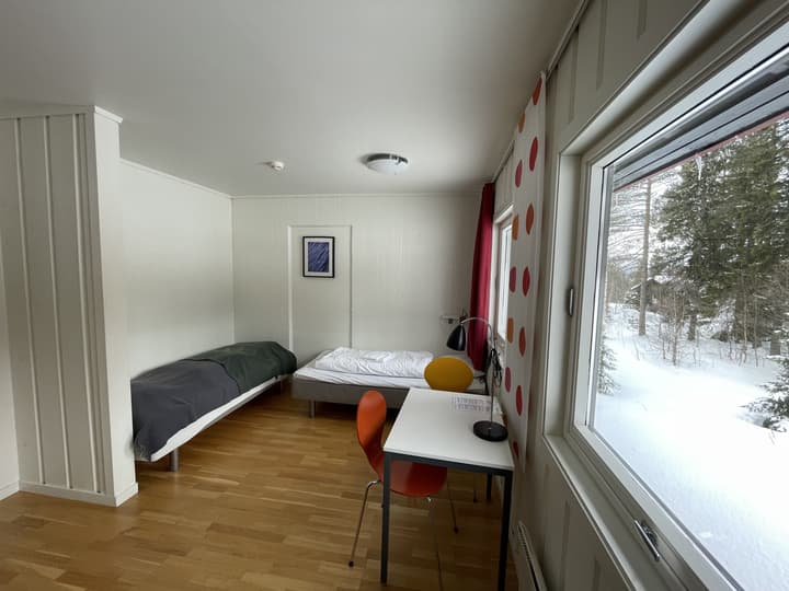 Raulandsakademiet og Vandrerhjem