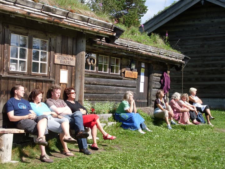 Raulandsakademiet og Vandrerhjem