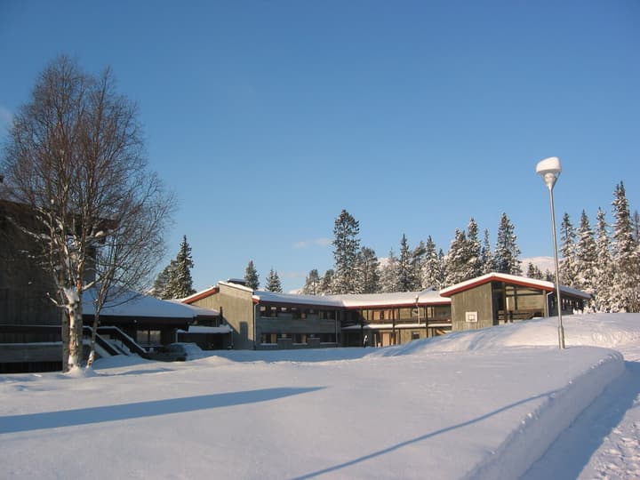 Raulandsakademiet og Vandrerhjem