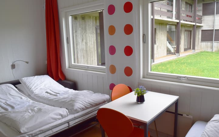 Raulandsakademiet og Vandrerhjem