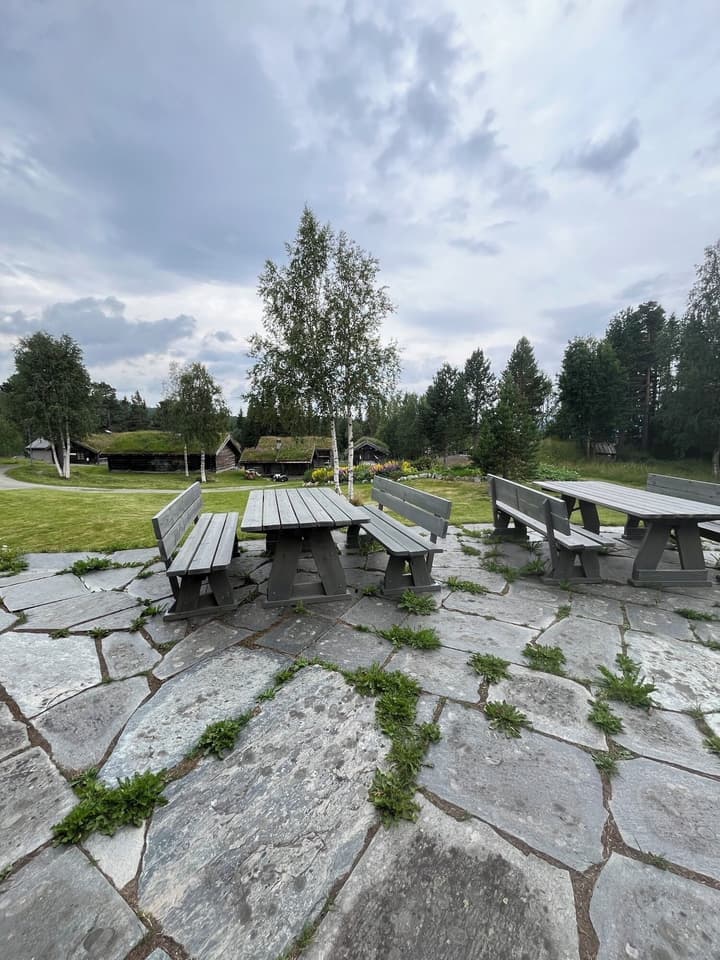 Raulandsakademiet og Vandrerhjem