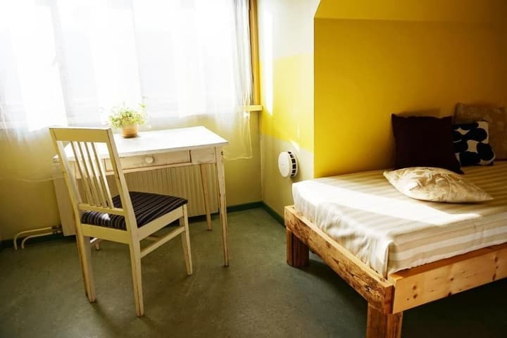 Looming Hostel