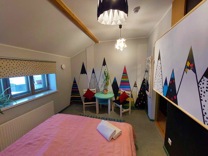 Looming Hostel