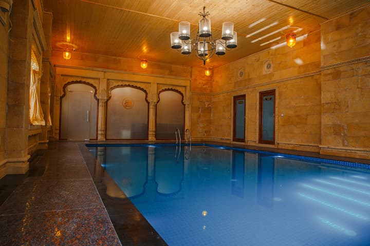 Hotel Lal Garh Fort And Palace