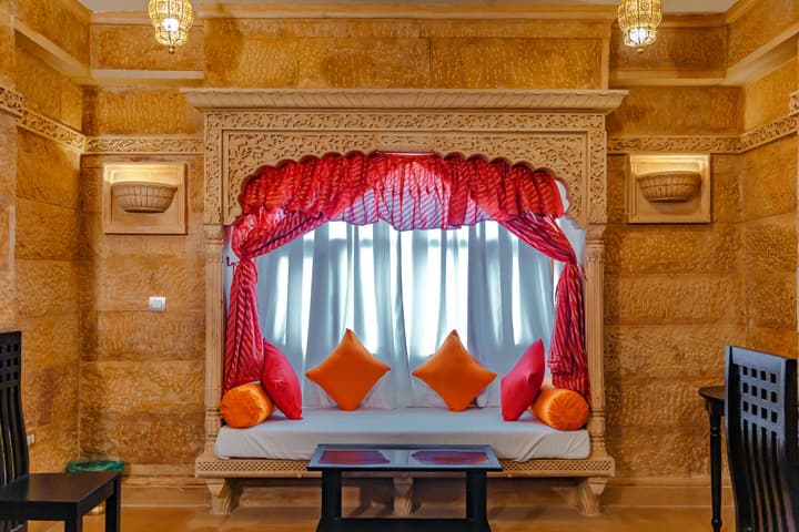 Hotel Lal Garh Fort And Palace