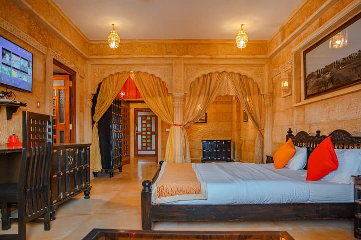 Hotel Lal Garh Fort And Palace