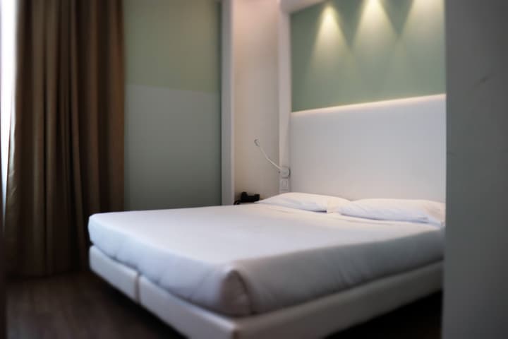 Ark Hotel