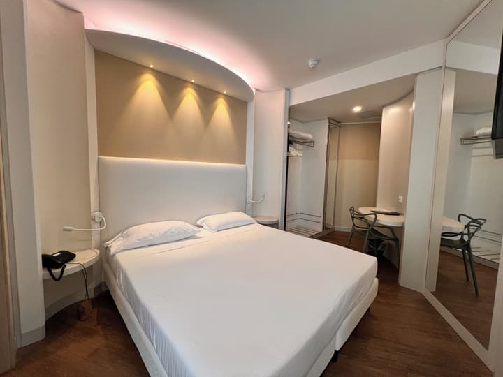 Ark Hotel