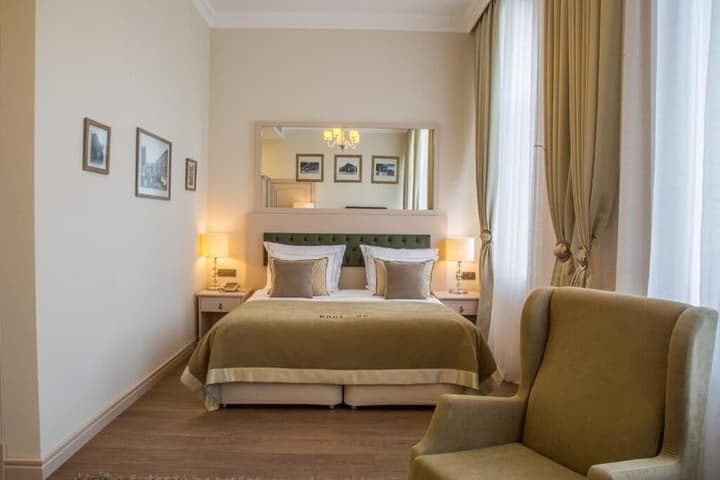 Boutique 19 Hotel