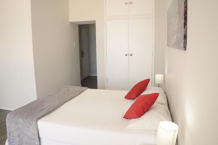 CLH SUITES Copacabana Domingos Ferreira