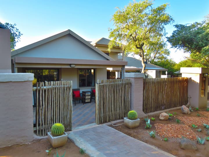 Wild Dog Guest Lodge