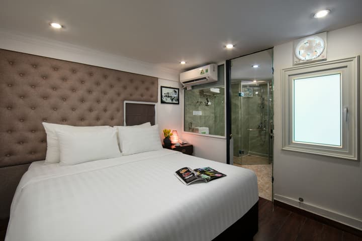 Golden Rooster Hotel