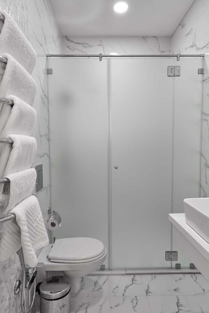 Arium Hotel