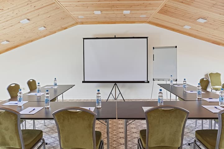 Arium Hotel