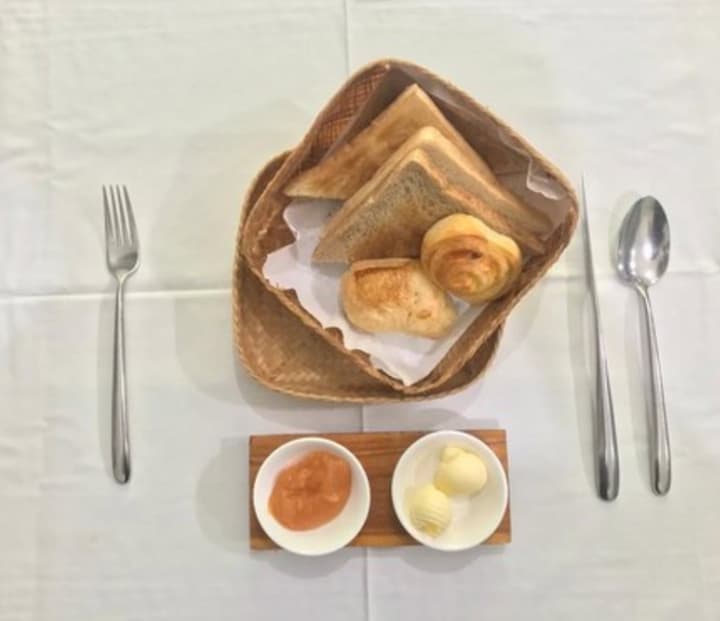 Tapa Tepi Kali Canggu by Pramana
