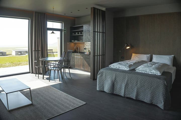 Black Beach Suites