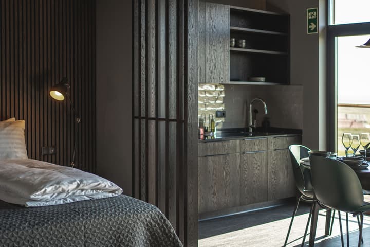 Black Beach Suites