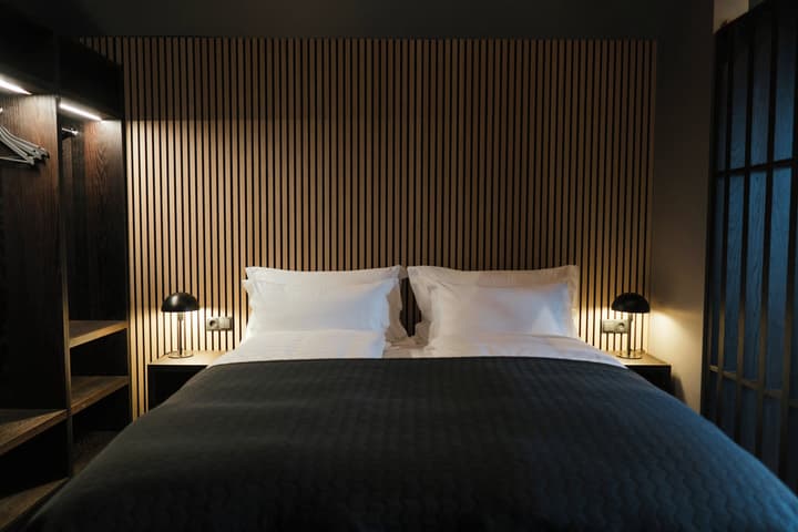 Black Beach Suites