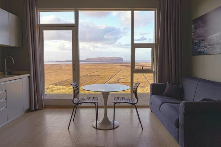 Black Beach Suites