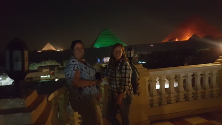 Royal pyramids Inn