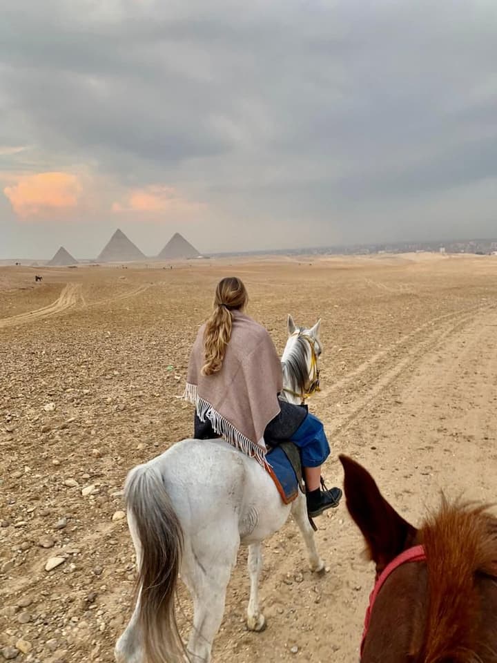 Royal pyramids Inn
