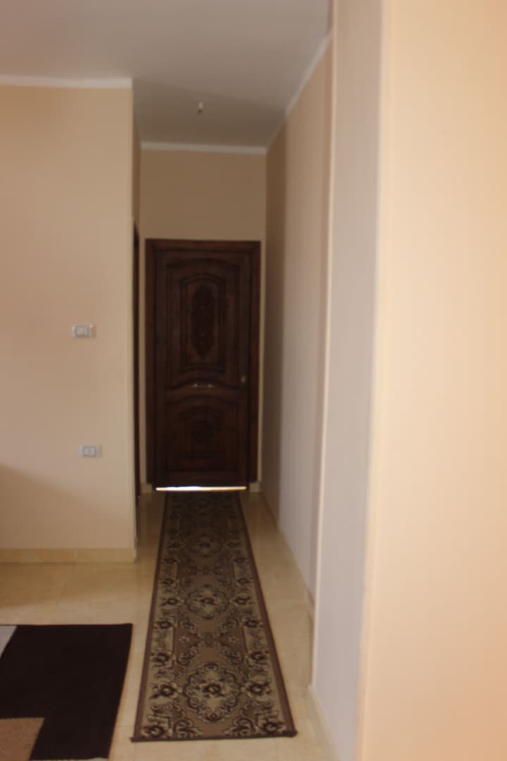 Royal pyramids Inn