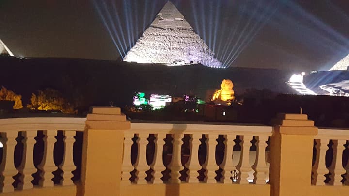 Royal pyramids Inn