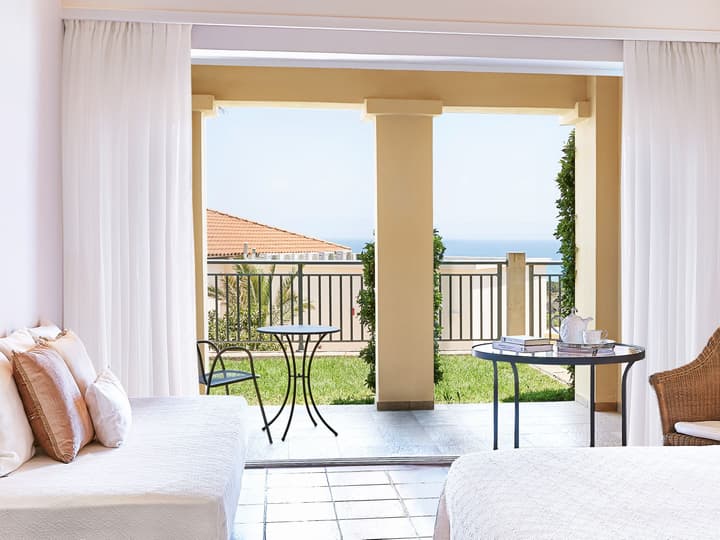 Grecotel LUX ME Oasis
