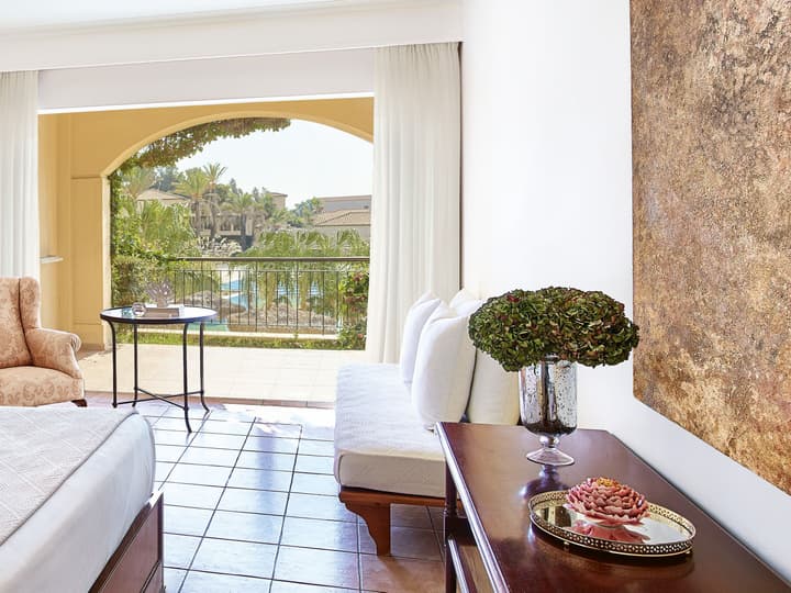 Grecotel LUX ME Oasis
