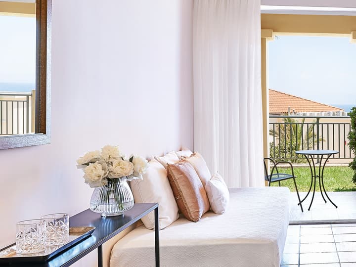 Grecotel LUX ME Oasis