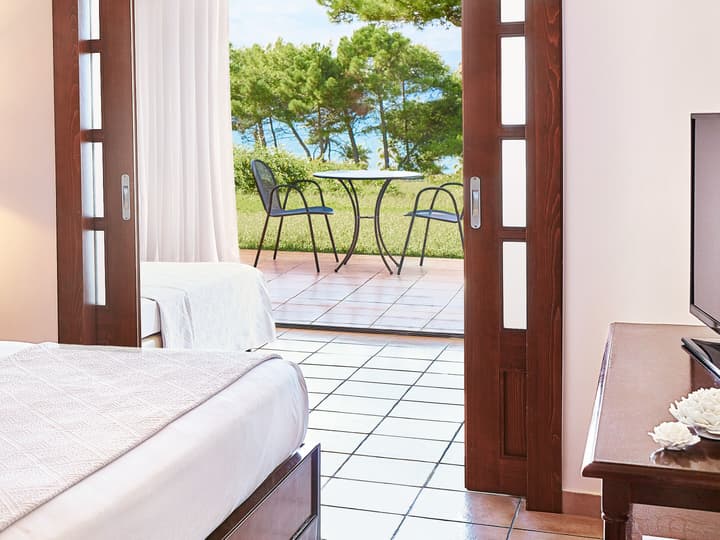 Grecotel LUX ME Oasis