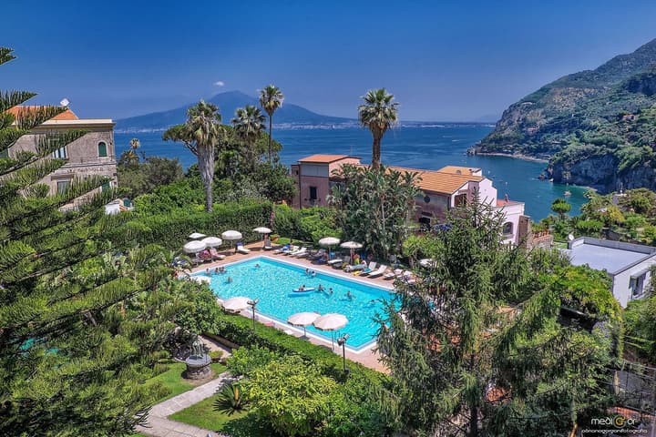 Hotel Aequa