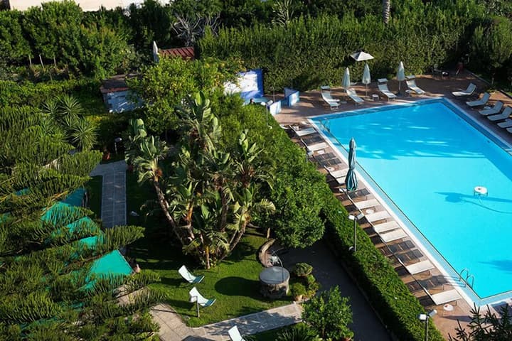 Hotel Aequa
