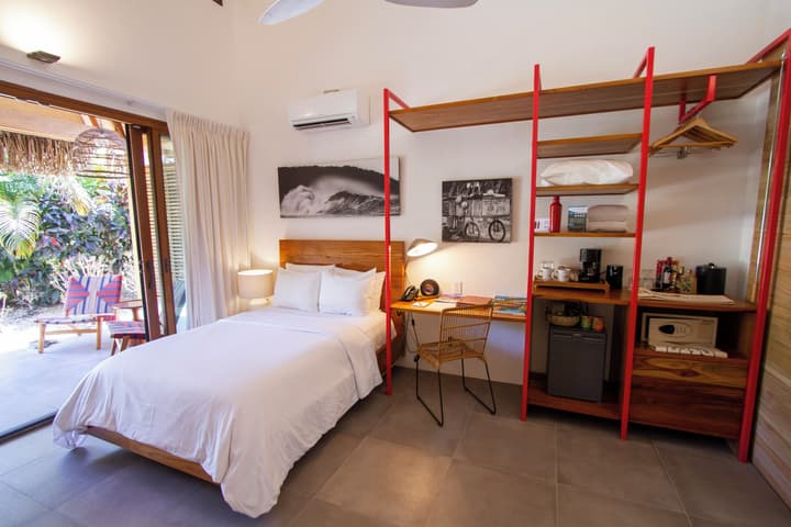The Gilded Iguana Surf Hotel