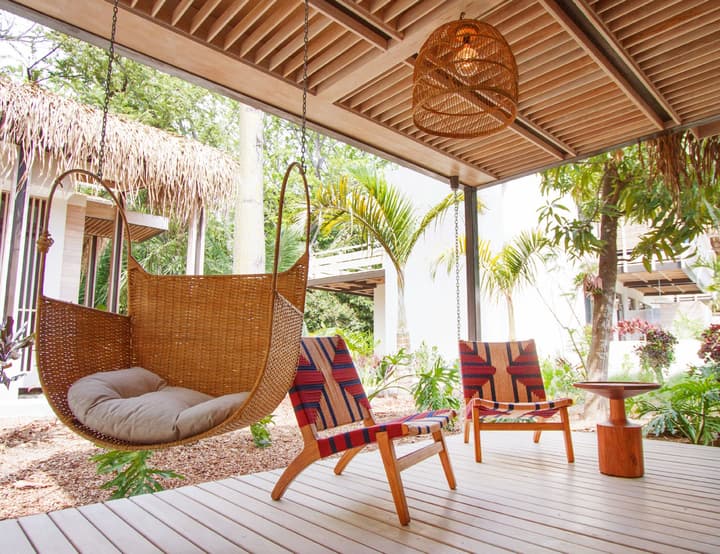 The Gilded Iguana Surf Hotel
