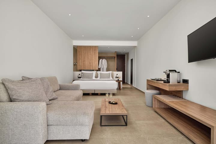 Gennadi Grand Resort