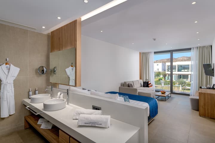 Gennadi Grand Resort