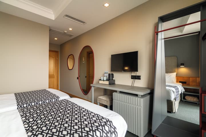 Amante Narikala Hotel