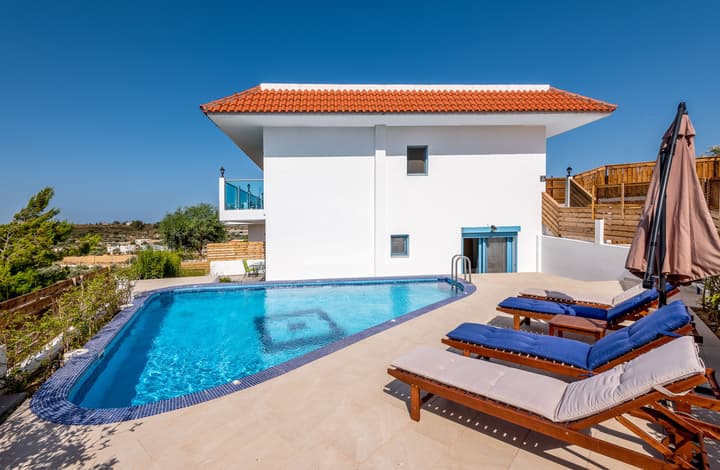 Kolymbia Village